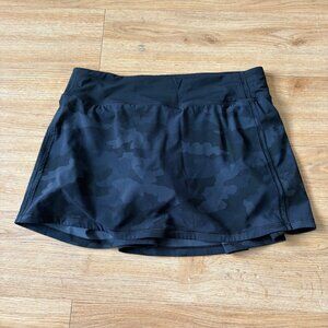 Lululemon Athletic Pace Rival MR Skirt Tall Heritage Camo Coal Women’s Size 8